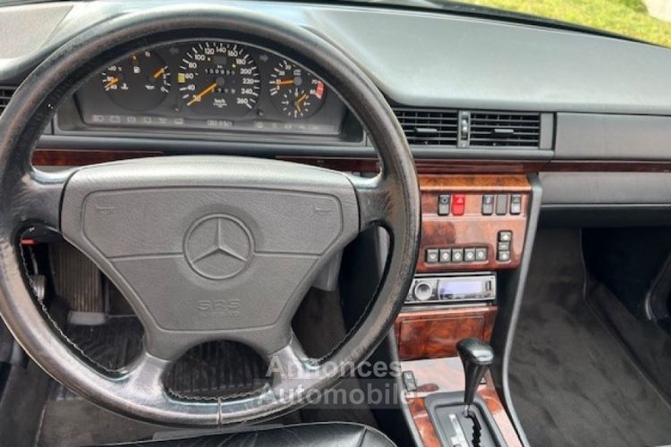 Mercedes 300 CE - 24 - <small></small> 29.900 € <small>TTC</small> - #13