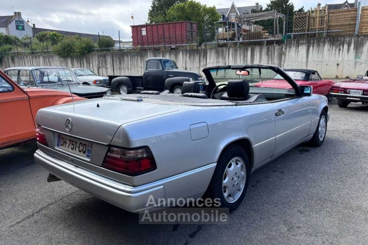 Mercedes 300 CE 300CE 24 CABRIOLET - <small></small> 20.500 € <small>TTC</small> - #4