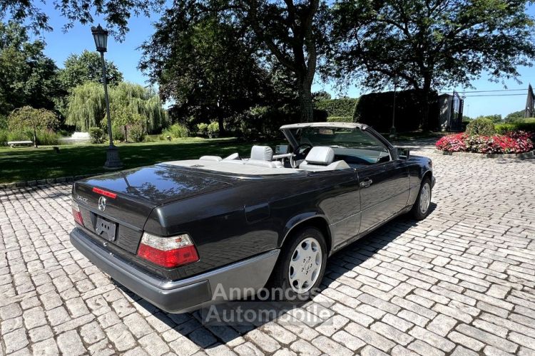 Mercedes 300 CE Cabriolet - <small></small> 22.200 € <small>TTC</small> - #4