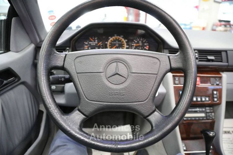 Mercedes 320 -benz e-class e 2dr  - <small></small> 28.300 € <small>TTC</small> - #16