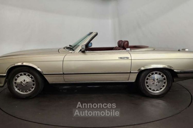 Mercedes 380 SL - <small></small> 24.000 € <small>TTC</small> - #26