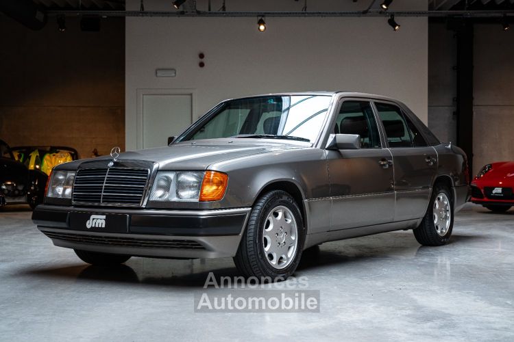 Mercedes 400 E W124 V8 - Elegance - <small></small> 24.500 € <small>TTC</small> - #1