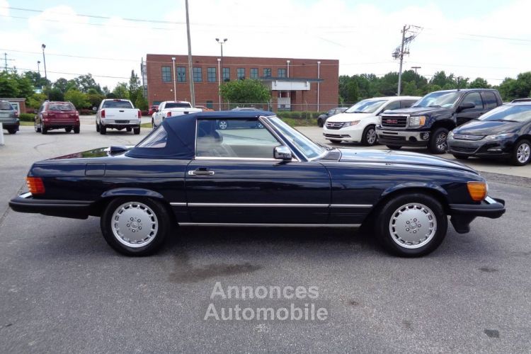 Mercedes 560 -benz sl  - <small></small> 26.000 € <small>TTC</small> - #18