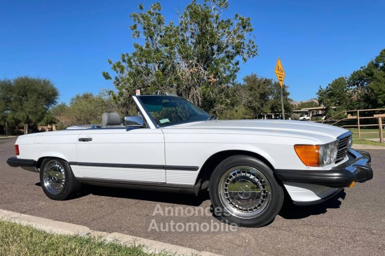 Mercedes 560 -benz sl  - <small></small> 24.300 € <small>TTC</small> - #1