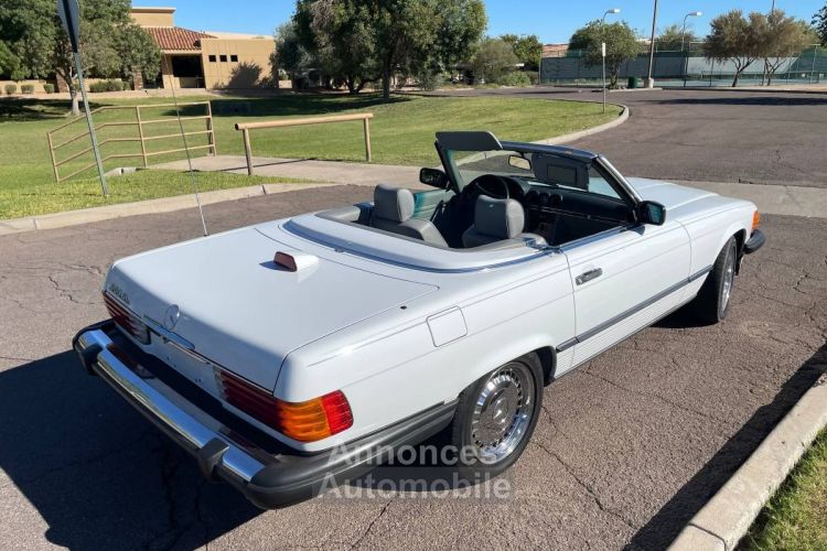 Mercedes 560 -benz sl  - <small></small> 24.300 € <small>TTC</small> - #9