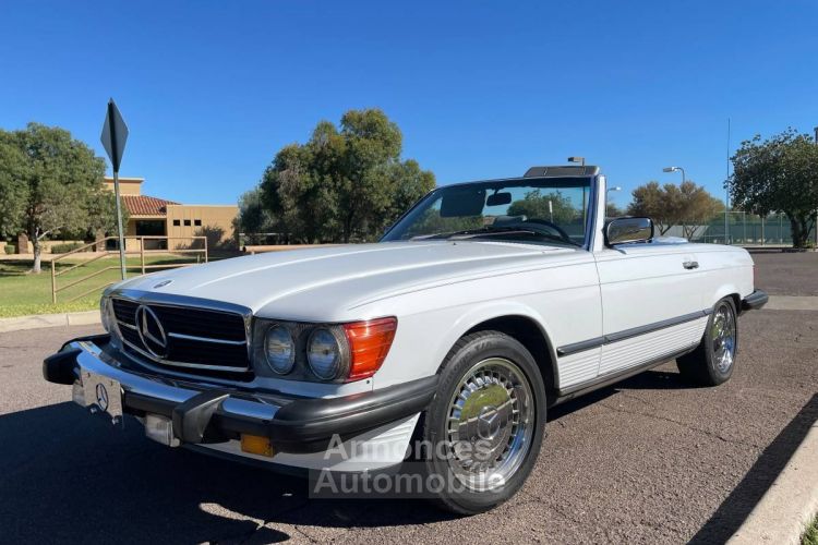 Mercedes 560 -benz sl  - <small></small> 24.300 € <small>TTC</small> - #17