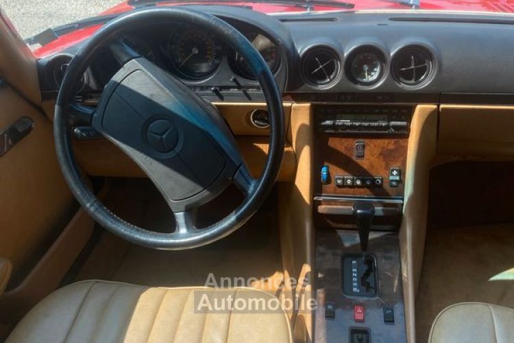 Mercedes 560 Mercedes SL560 Véhicule de Collection Restauré Entièrement - <small></small> 22.990 € <small>TTC</small> - #3