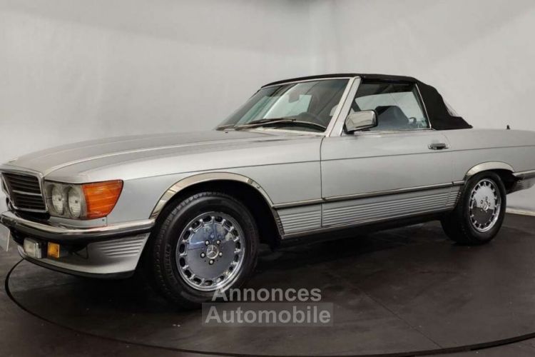 Mercedes 560 SL - <small></small> 38.000 € <small>TTC</small> - #7