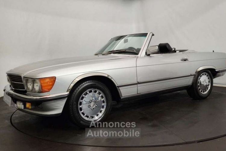 Mercedes 560 SL - <small></small> 38.000 € <small>TTC</small> - #11