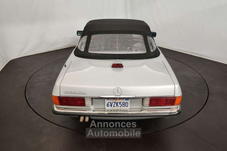 Mercedes 560 SL - <small></small> 38.000 € <small>TTC</small> - #16