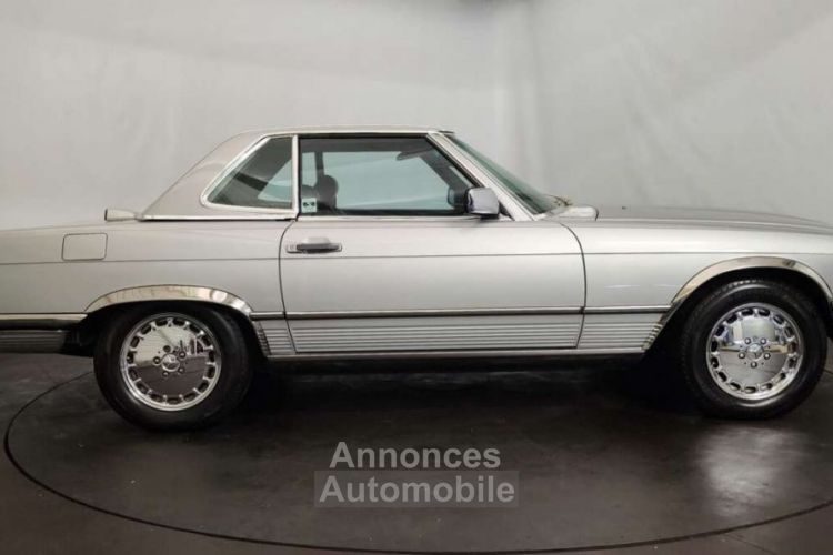 Mercedes 560 SL - <small></small> 38.000 € <small>TTC</small> - #27