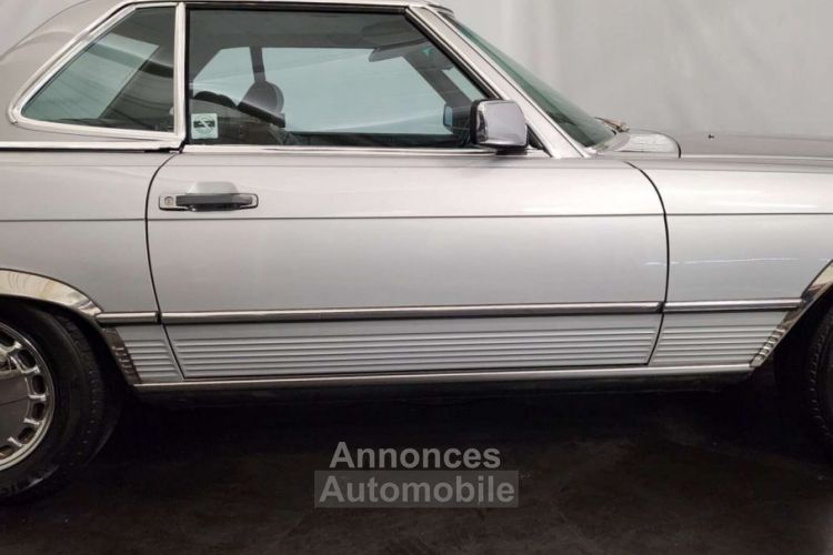 Mercedes 560 SL - <small></small> 38.000 € <small>TTC</small> - #29