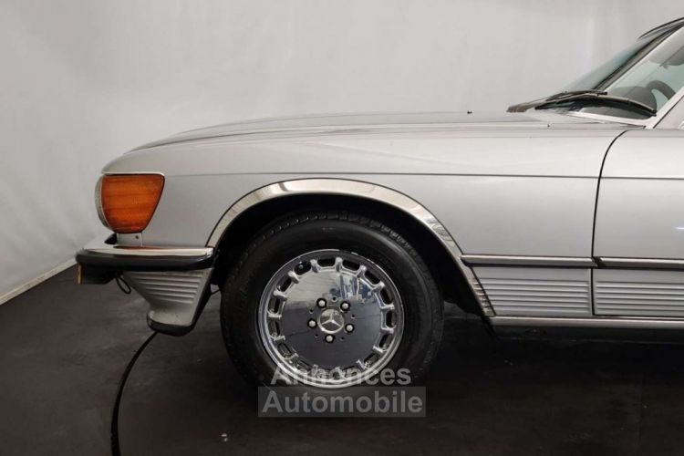 Mercedes 560 SL - <small></small> 38.000 € <small>TTC</small> - #34