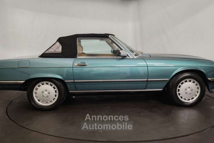 Mercedes 560 SL - <small></small> 38.500 € <small>TTC</small> - #26