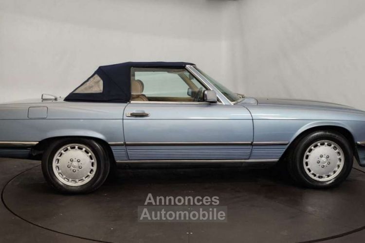 Mercedes 560 SL - <small></small> 34.000 € <small>TTC</small> - #26