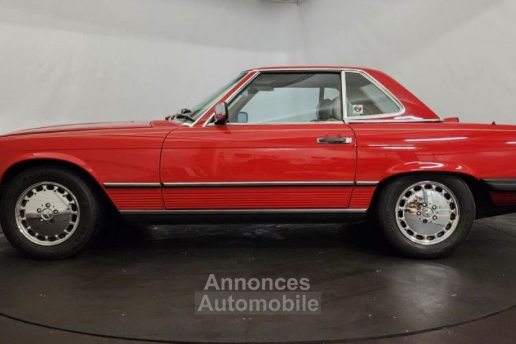 Mercedes 560 SL - <small></small> 28.000 € <small>TTC</small> - #18