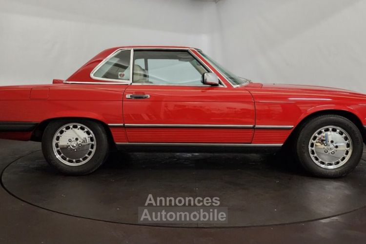 Mercedes 560 SL - <small></small> 28.000 € <small>TTC</small> - #25