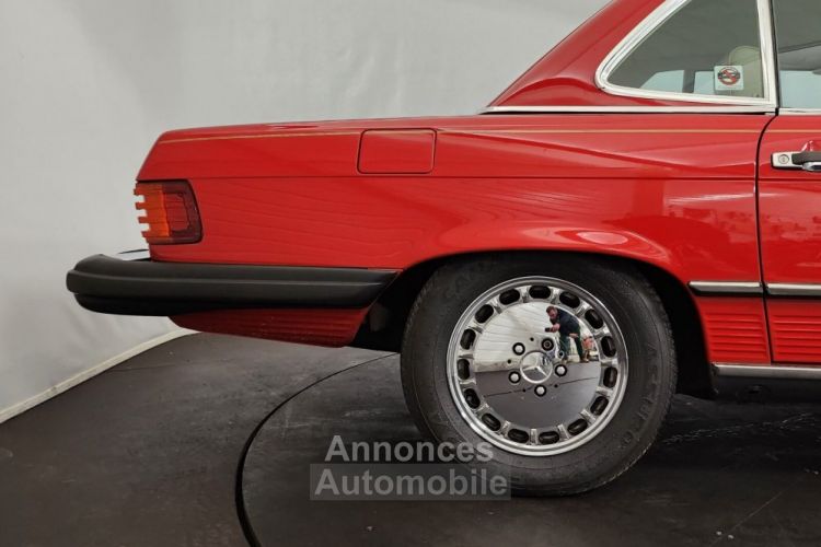 Mercedes 560 SL - <small></small> 28.000 € <small>TTC</small> - #26