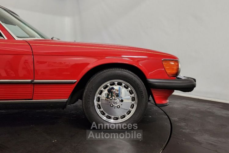 Mercedes 560 SL - <small></small> 28.000 € <small>TTC</small> - #28