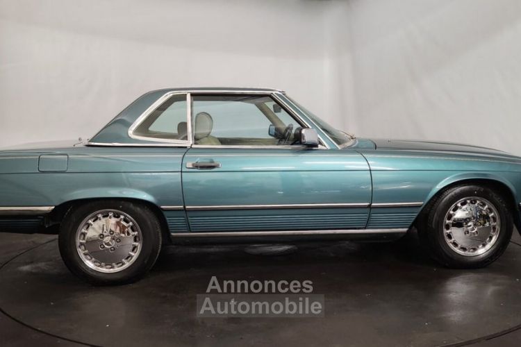 Mercedes 560 SL - <small></small> 38.500 € <small>TTC</small> - #24