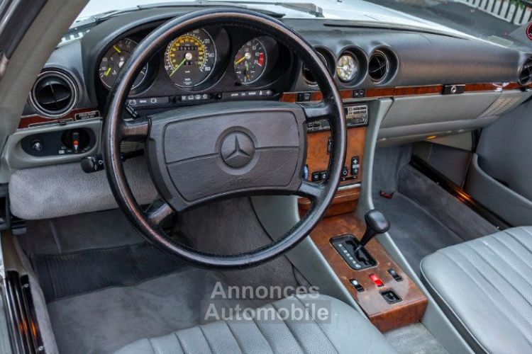 Mercedes 560 SL 560SL CAPOTE ET HARD TOP - <small></small> 19.000 € <small>TTC</small> - #12