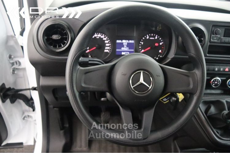 Mercedes Citan 109 CDI - LICHTE VRACHT AIRCO BLUETOOTH USB 14458,6€ Btw excl - <small></small> 17.495 € <small>TTC</small> - #22