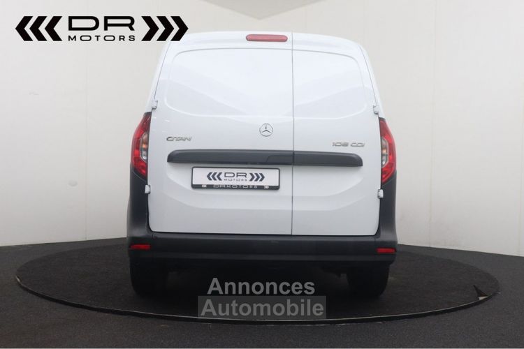 Mercedes Citan 109 CDI - LICHTE VRACHT AIRCO BLUETOOTH USB 14458,6€ Btw excl - <small></small> 17.495 € <small>TTC</small> - #8