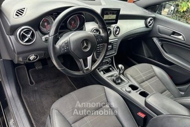 Mercedes CLA 180 180 Urban Xenon +LED, Navi,Euro 6b - <small></small> 16.995 € <small>TTC</small> - #3
