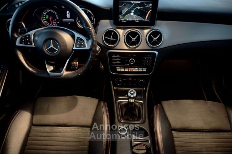 Mercedes CLA 180 BERLINE AMG-LINE TOIT OUVRANT GPS CAMERA 1ERPRO - <small></small> 18.990 € <small>TTC</small> - #15