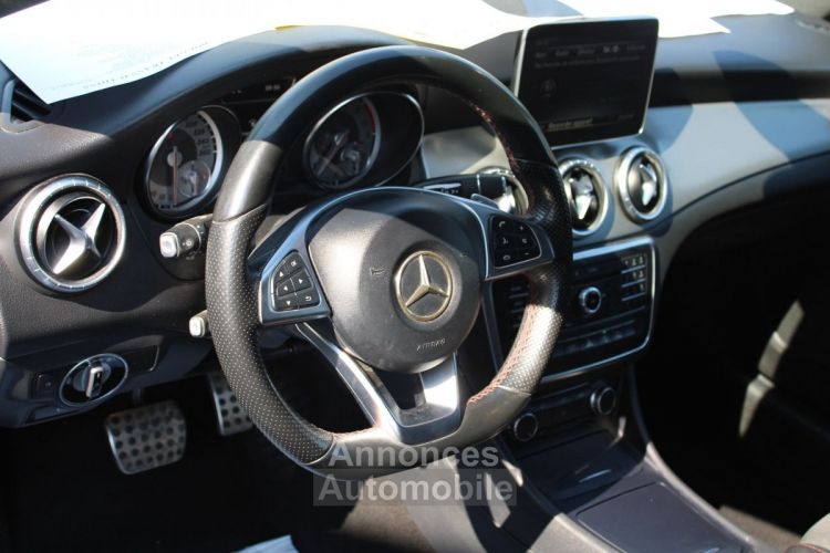 Mercedes CLA 180 CDI PACK AMG GPS 3D XÉNON+LED JA 18 USB RÉGULATEUR RADAR BOITE AUTO 7G-DCT - <small></small> 19.990 € <small>TTC</small> - #11