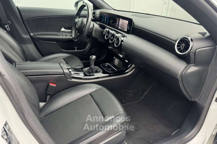 Mercedes CLA 180 d Business Solution -- 1 ER MAIN CARNET - <small></small> 21.990 € <small>TTC</small> - #11