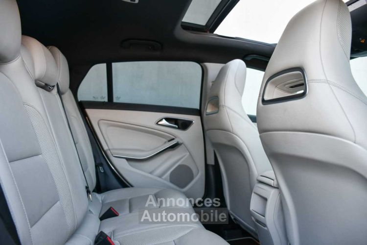 Mercedes CLA 200 - AMG-PACK BI-XENON PDC PANO SPORTSEATS NAVI - <small></small> 15.990 € <small>TTC</small> - #25