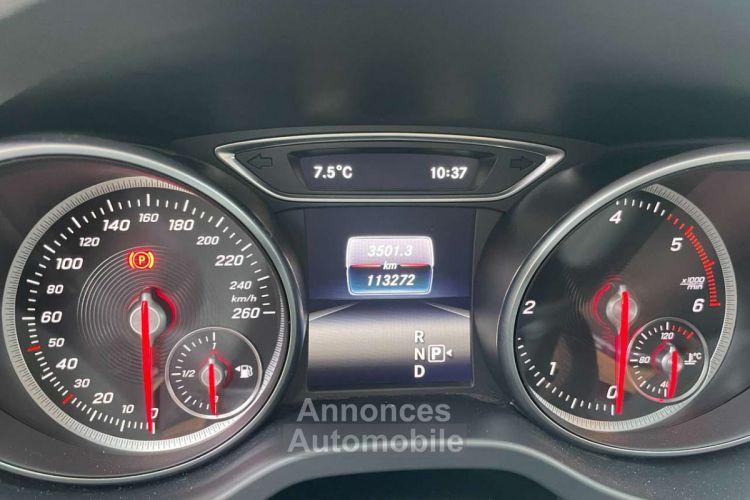 Mercedes CLA 200 d Boîte auto-Toit pano-Pack AMG-1er Proprio - <small></small> 25.490 € <small>TTC</small> - #19