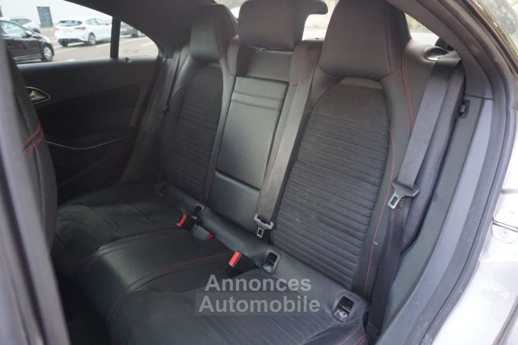 Mercedes CLA Classe 200d 136 ch 4Matic Toit Ouvrant - <small></small> 24.990 € <small>TTC</small> - #8