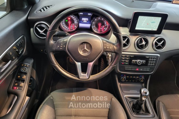 Mercedes CLA COUPE 200 1.6 156 SENSATION - CAMERA SIEGE ELECTRIQUE - <small></small> 17.290 € <small>TTC</small> - #13