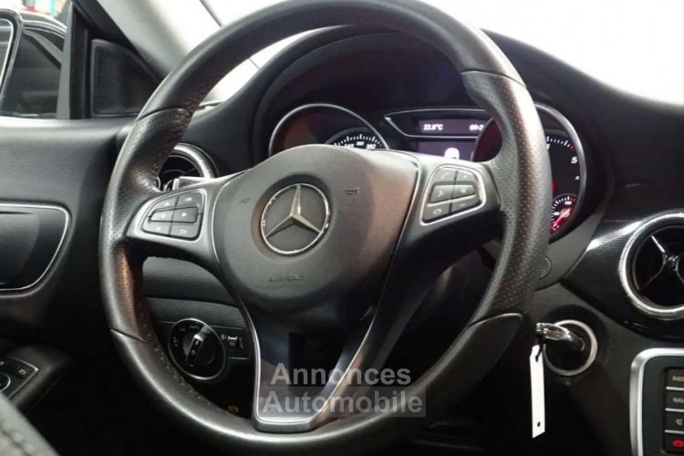 Mercedes CLA Shooting Brake 180 d ShootingBrake - <small></small> 17.490 € <small>TTC</small> - #10