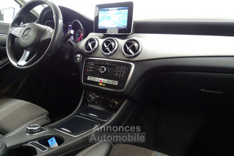 Mercedes CLA Shooting Brake 200 d ShootingBrake 7GTronic Urban - <small></small> 18.990 € <small>TTC</small> - #8