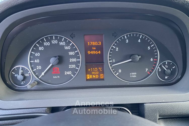 Mercedes Classe A 170 Avantgarde Contact CVT - <small></small> 7.450 € <small>TTC</small> - #17