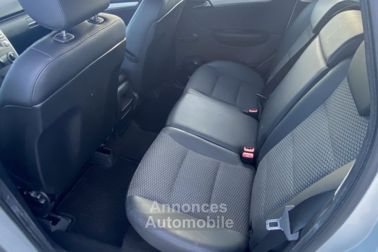 Mercedes Classe A 170 Avantgarde Contact CVT - <small></small> 7.450 € <small>TTC</small> - #18