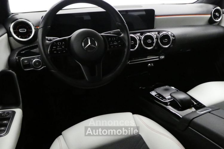 Mercedes Classe A 180 D 116CH STYLE LINE 7G-DCT - <small></small> 18.580 € <small>TTC</small> - #6