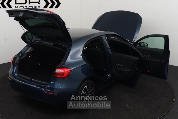 Mercedes Classe A 180 d BUSINESS SOLUTIONS ESSENTIAL - NAVI MIRROR LINK DAB CAMERA - <small></small> 22.995 € <small>TTC</small> - #10