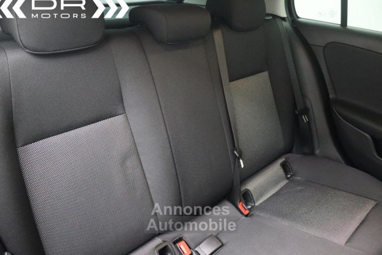 Mercedes Classe A 180 d BUSINESS SOLUTIONS ESSENTIAL - NAVI MIRROR LINK DAB CAMERA - <small></small> 22.995 € <small>TTC</small> - #14
