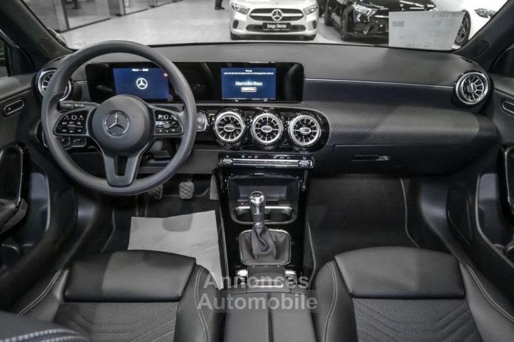 Mercedes Classe A 180 d KAMERA SPUR PANO PDC - <small></small> 21.765 € <small>TTC</small> - #13