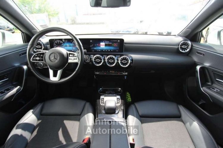 Mercedes Classe A 190 Mercedes 2.0 220 190 Progressive Line 7G-DCT BVA - <small></small> 23.990 € <small>TTC</small> - #13