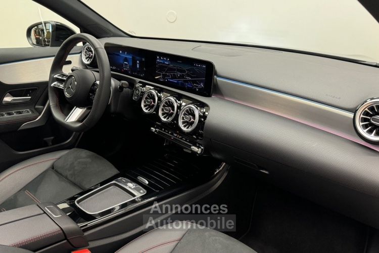 Mercedes Classe A 200 AMG Line Jantes 19 / Premium Caméra / TO / MULTIBEAM / Garantie 03/2026 - <small></small> 43.590 € <small>TTC</small> - #9