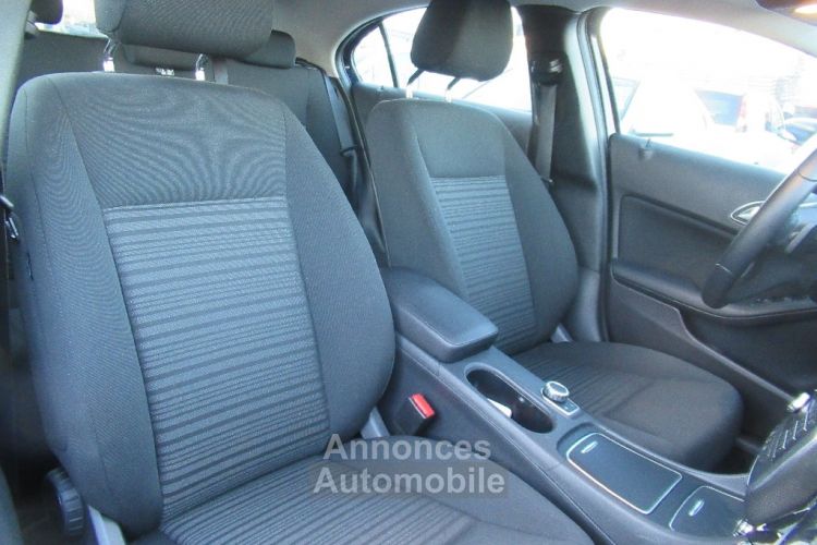 Mercedes Classe A 200 d 7G-DCT Fascination - <small></small> 17.990 € <small>TTC</small> - #10