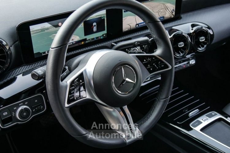 Mercedes Classe A 200 D KAM NAVI SHZ LM MBUX  - <small></small> 26.999 € <small>TTC</small> - #8