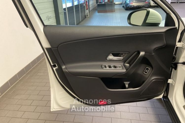 Mercedes Classe A 250 e 8G DCT MBUX Multimedia  - <small></small> 22.550 € <small>TTC</small> - #13