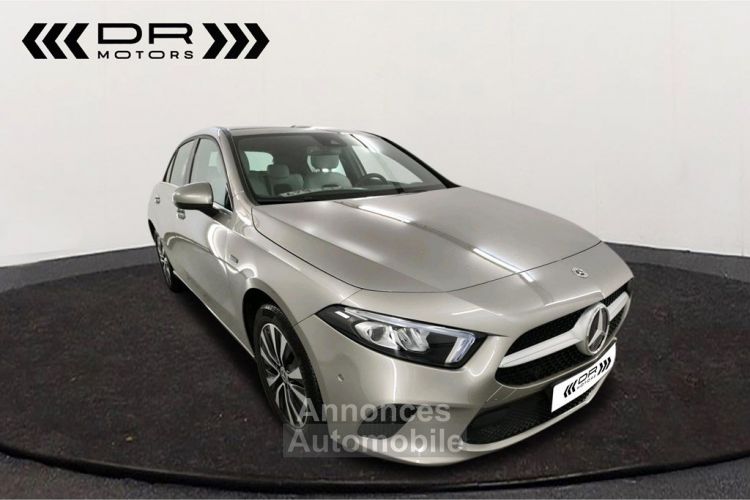 Mercedes Classe A 250 e-Hybrid - NAVI LED LEDER 20.150km!!! - <small></small> 27.495 € <small>TTC</small> - #4