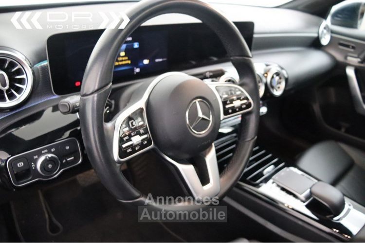 Mercedes Classe A 250 e-Hybrid - NAVI LED LEDER PANODAK - <small></small> 26.995 € <small>TTC</small> - #39